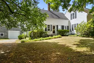 2589 Friendship Rd, Waldoboro, ME 04572 - Photo 3