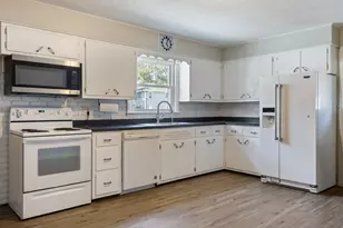 22 Louise Ave, Lewiston, ME 04240 - Photo 21