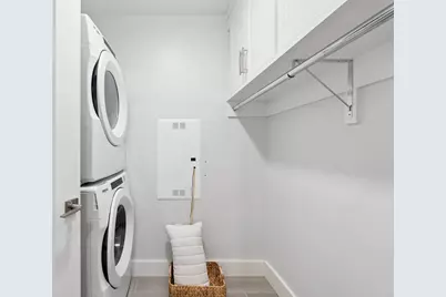 383 Commercial Street #305, Portland, ME 04101 - Photo 17