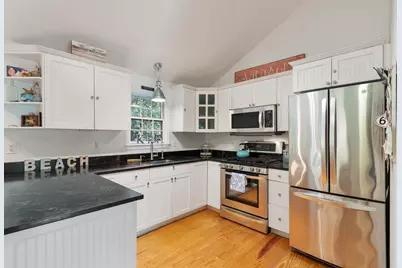 146 Main Street #3, Kennebunkport, ME 04046 - Photo 7