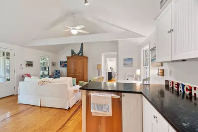 146 Main Street #3, Kennebunkport, ME 04046 - Photo 9