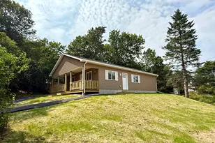 14 Mitchell St, Eastport, ME 04631 - Photo 5