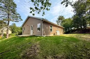 14 Mitchell St, Eastport, ME 04631 - Photo 13