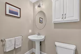 68 Graystone Ln, Portland, ME 04103 - Photo 15