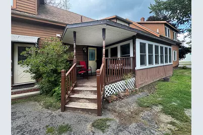 28 Baker Street, Clinton, ME 04927 - Photo 3