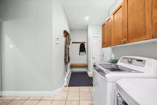 18 Oakwood Dr, South Portland, ME 04106 - Photo 27