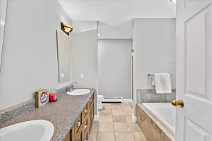 18 Oakwood Dr, South Portland, ME 04106 - Photo 35