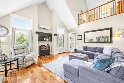 18 Oakwood Drive, South Portland, ME 04106 - Photo 9