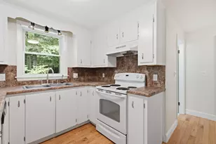 24 Crockett Rd, Gorham, ME 04038 - Photo 11