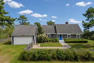 40 Bayberry Ave, Kennebunk, ME 04043 - Photo 1