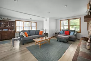 35 Beacon St, York, ME 03909 - Photo 7