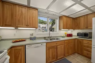 17 W Harbor Pond Rd, Boothbay Harbor, ME 04538 - Photo 19