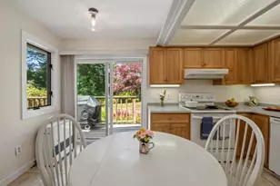 17 W Harbor Pond Rd, Boothbay Harbor, ME 04538 - Photo 23