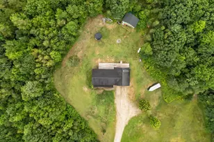 79 Bean St, Turner, ME 04282 - Photo 17