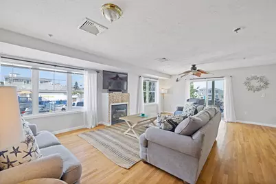 170 E Grand Avenue #4, Old Orchard Beach, ME 04064 - Photo 3