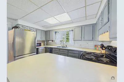 1 Columbia Road, Waterville, ME 04901 - Photo 11