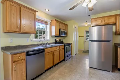 72 Glen Street, Augusta, ME 04330 - Photo 7