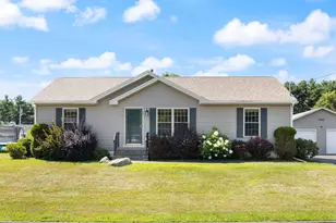 72 Glen St, Augusta, ME 04330 - Photo 1