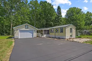 35 Leisure Dr, Alfred, ME 04002 - Photo 1