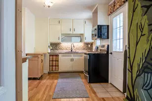 41 Chamberlain Ave, Brunswick, ME 04011 - Photo 5