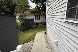 7 Sawyer St, Saco, ME 04072 - Photo 27