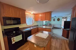30 Hilltop Ct, Turner, ME 04282 - Photo 5