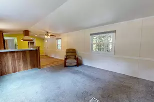 49 Round Stone Rd, Mount Vernon, ME 04352 - Photo 3