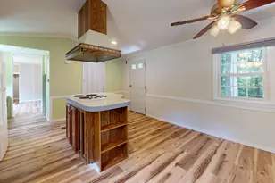49 Round Stone Rd, Mount Vernon, ME 04352 - Photo 11
