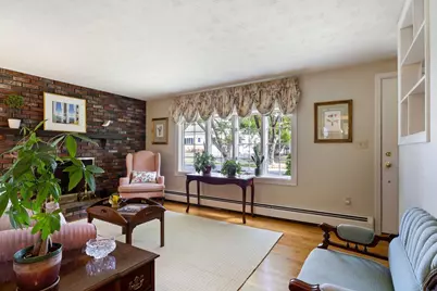 103 W Commonwealth Drive, Portland, ME 04103 - Photo 9