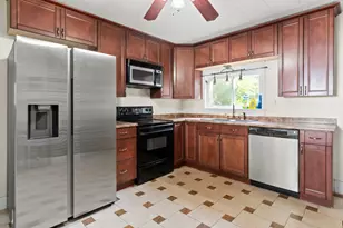 7 Liberty St, Bath, ME 04530 - Photo 15