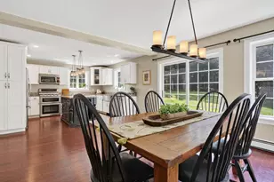 7 Arrowhead Ridge Rd, Freeport, ME 04032 - Photo 11