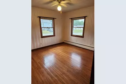 17 Helen Street, Winslow, ME 04901 - Photo 5
