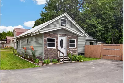15 Pleasant Street, Howland, ME 04448 - Photo 1