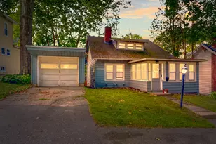 54 Lake St, Auburn, ME 04210 - Photo 3