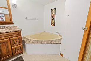 431 Juniper Ln S, Sidney, ME 04330 - Photo 25