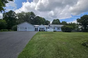 93 Norridgewock Ave, Skowhegan, ME 04976 - Photo 5