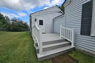93 Norridgewock Ave, Skowhegan, ME 04976 - Photo 11