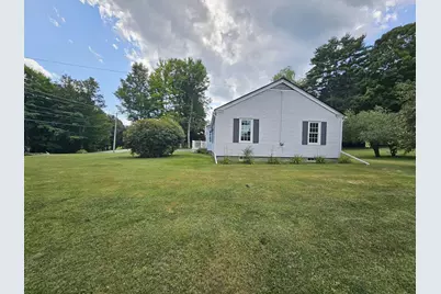 93 Norridgewock Avenue, Skowhegan, ME 04976 - Photo 7