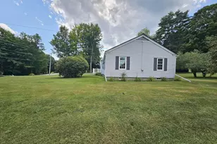 93 Norridgewock Ave, Skowhegan, ME 04976 - Photo 7
