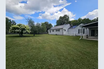 93 Norridgewock Avenue, Skowhegan, ME 04976 - Photo 17