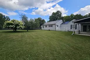 93 Norridgewock Ave, Skowhegan, ME 04976 - Photo 17