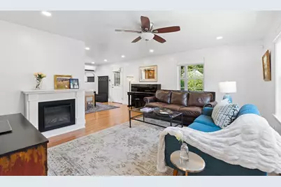 9 Morse Street #2, Portland, ME 04106 - Photo 5