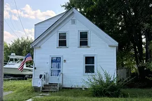 32 Warren St, Rockland, ME 04841 - Photo 5