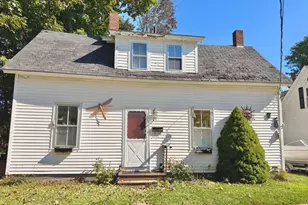 29 Warren St, Rockland, ME 04841 - Photo 1