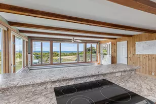 25 Peabbles Cove Rd, Cape Elizabeth, ME 04107 - Photo 15