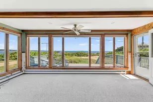 25 Peabbles Cove Rd, Cape Elizabeth, ME 04107 - Photo 3