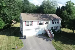 35 Hardwood Dr, Hermon, ME 04401 - Photo 3