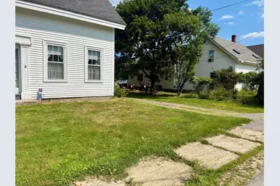33 Center Street, Machias, ME 04654 - Photo 5