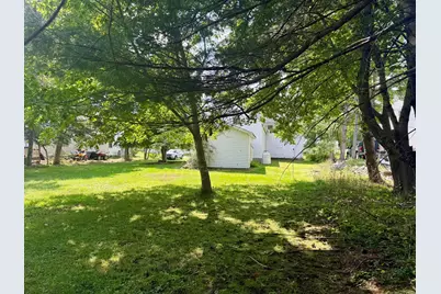33 Center Street, Machias, ME 04654 - Photo 15