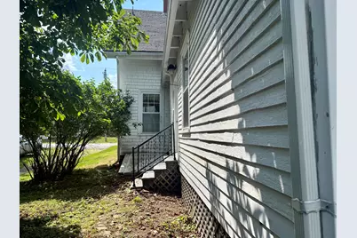 33 Center Street, Machias, ME 04654 - Photo 11